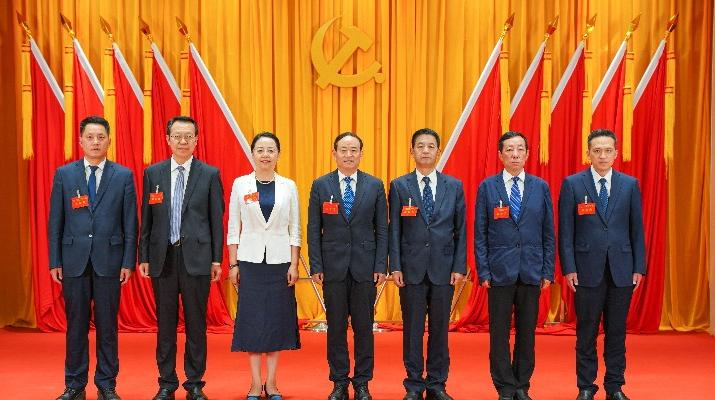 5月27日下午，中国共产党<a href='http://9151785.dongyvietnam.net'>正规电子游艺网址</a>第一次代表大会胜利闭幕。大会选举产生了中国共产党<a href='http://9151785.dongyvietnam.net'>正规电子游艺网址</a>第一届“两委”委员。大会以无记名投票方式差额选举产生了<a href='http://9151785.dongyvietnam.net'>正规电子游艺网址</a>第一届党委委